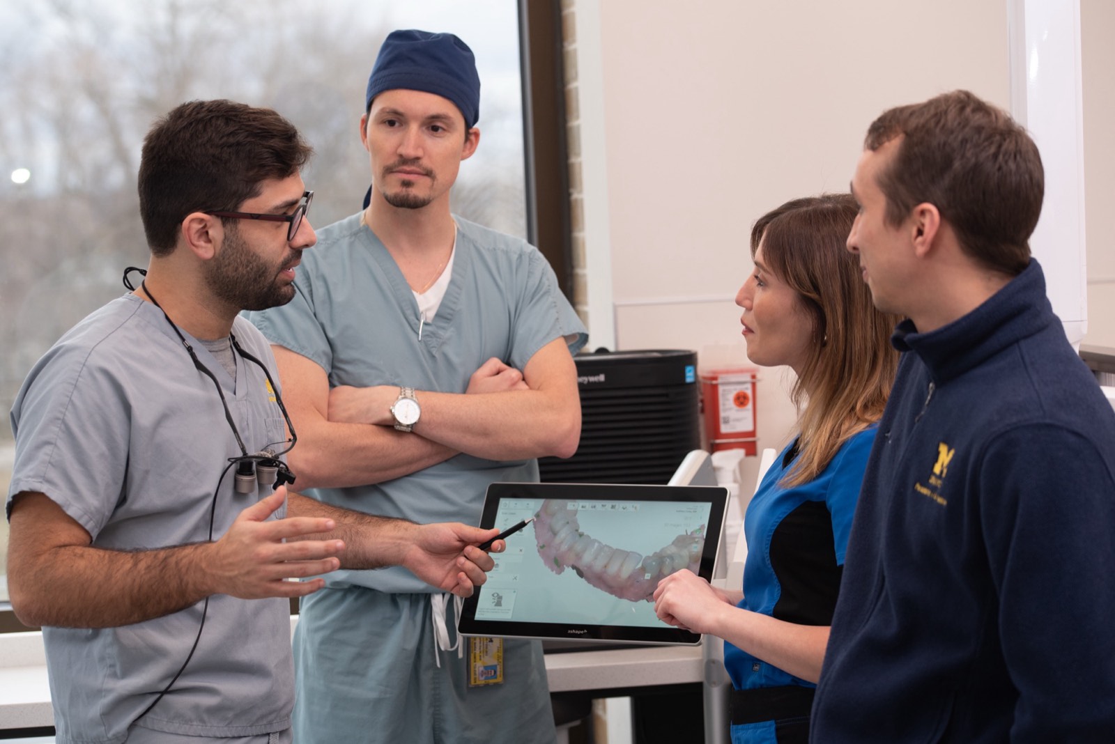 One-on-one mentorship at the surgical bench